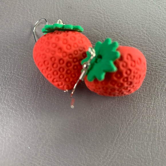 NOVELTY EARRINGS - Picture 2 of 2